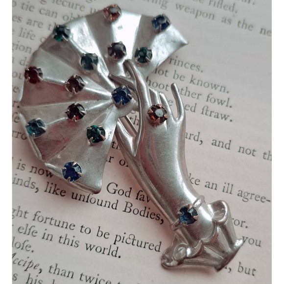 Vintage Rhinestone Hand Brooch Pin Multicolor Glass Stones - Picture 4 of 5